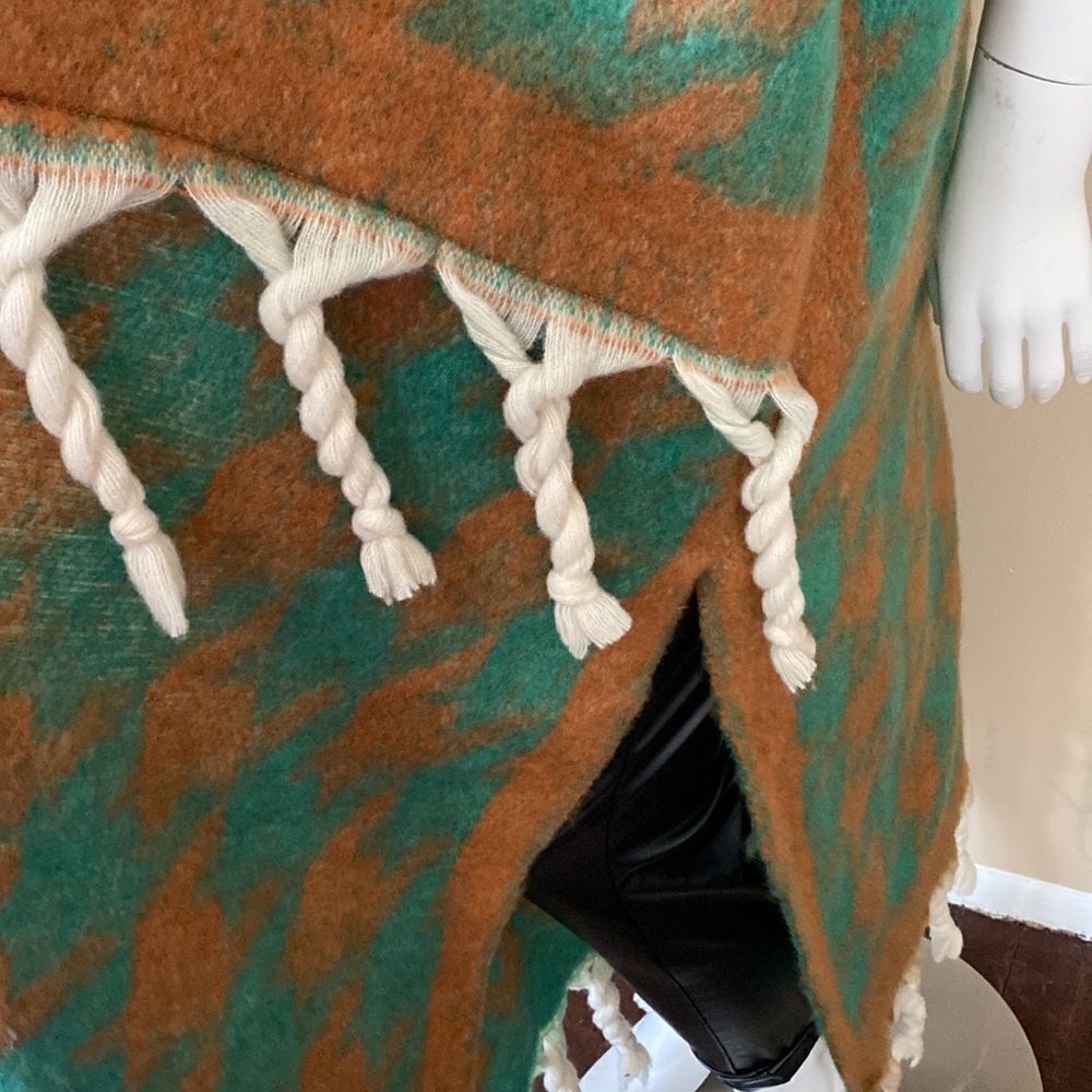 NWOT Warm Long Knit Tassel Winter Cardigan - Green & Chestnut - Picture 13 of 15